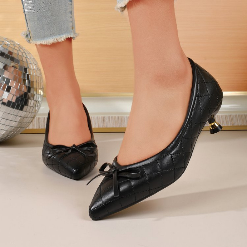 Scarpin Vintage Bico Fino Laço - Vintage Fashion Online avaliação e preço