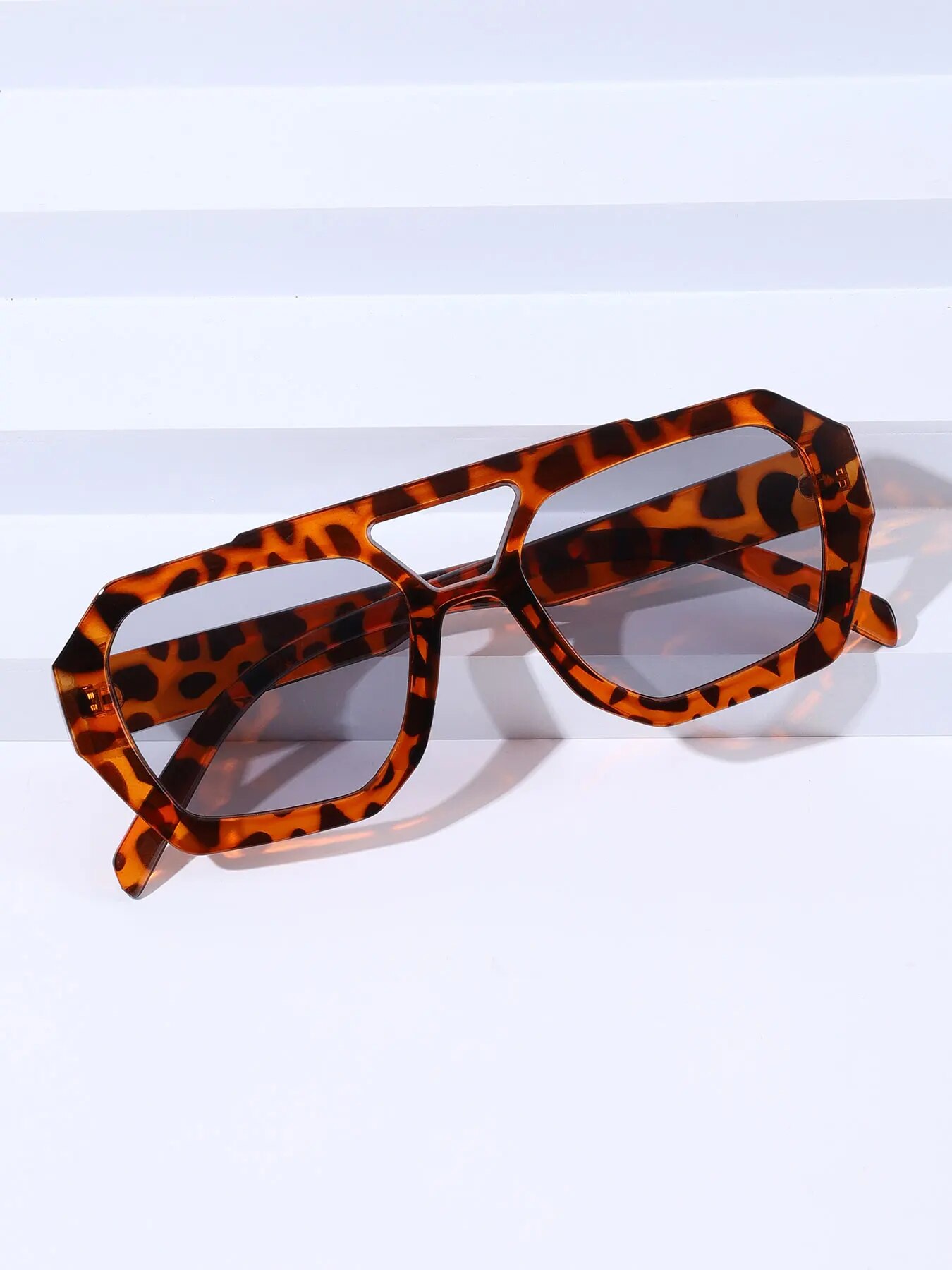 Óculos de Sol Vintage Quadrado - Vintage Fashion Enthusiasts avaliação e preço