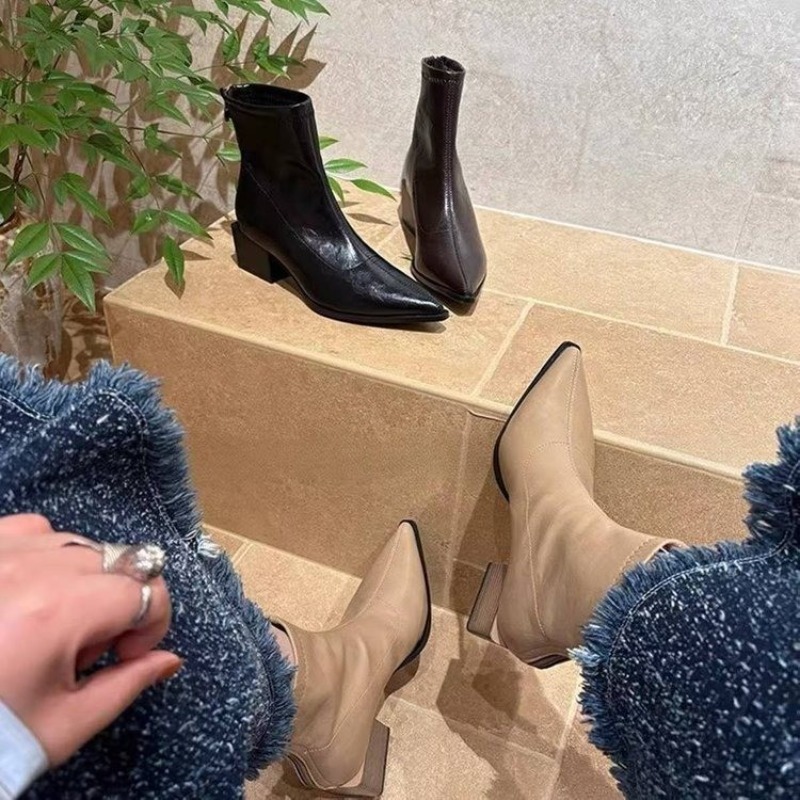Botas Femininas de Cano Curto  - Vintage Fashion Online avaliação e preço